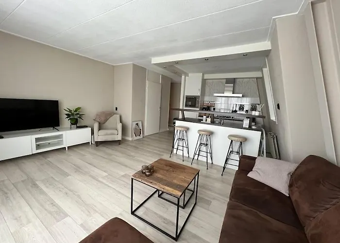 New Modern Apartment